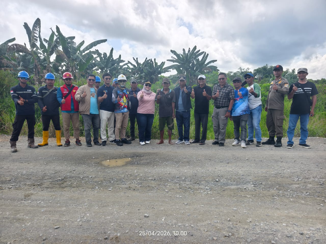 Peninjauan Lokasi Adanya Klaim Warga Terhadap Rencana Pemasangan Titik Tiang Listrik Di Lokasi Sekolah Rakyat